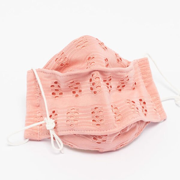 Máscaras 3D com acabamento especial